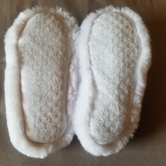 Unicorn Slippers - Picture 3 of 3